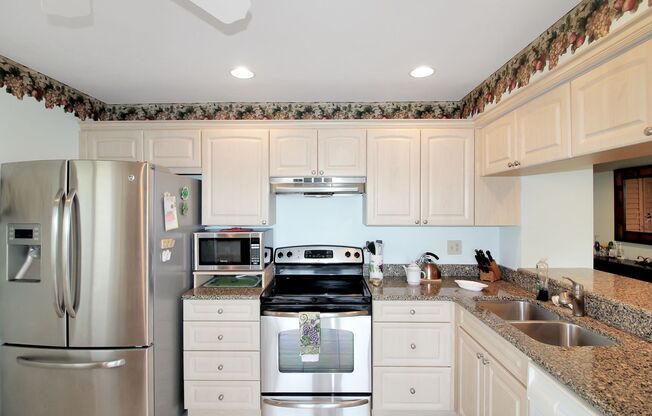 Plantation Golf and Country Club Annual Villa for Rent