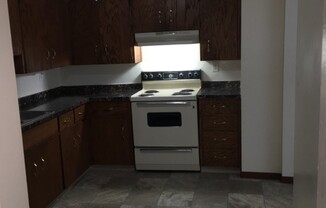 1 bed, 1 bath, $675, Unit 03