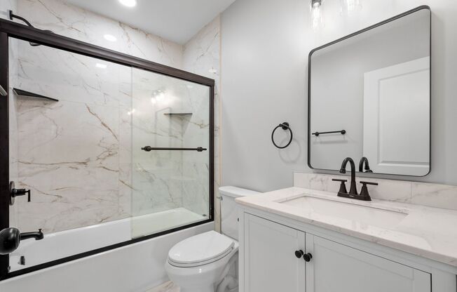 Stunning 2 bedroom home in Ambridge available July 1!