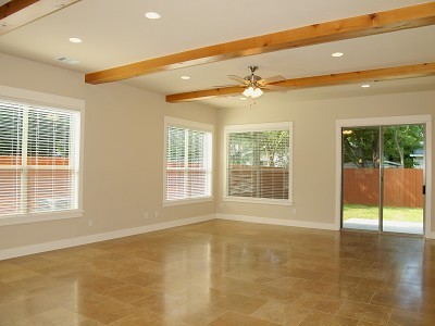 UT PRE-LEASE: Beautiful, Recently Constructed 6 bed/ 4 ba home in North Loop Area, Mins to UT