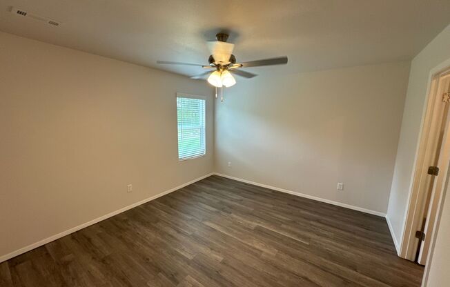 3 beds, 2 baths, $1,495