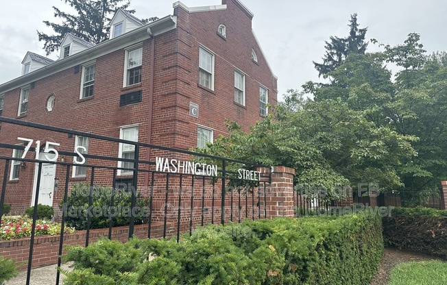 715 S Washington St Apt B23