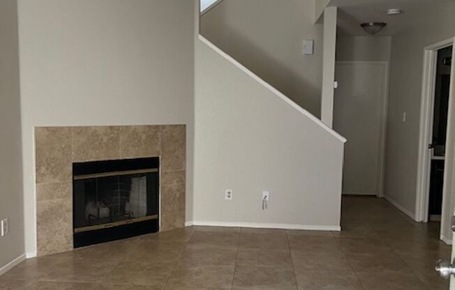 2 beds, 2 baths, 900 sqft, $1,675, Unit 817-48