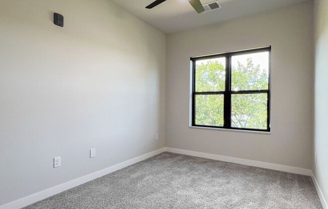 2 beds, 2 baths, 1,003 sqft, $2,400, Unit SC 1408-214