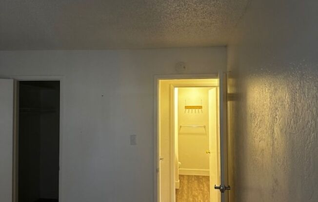 2 beds, 1 bath, 825 sqft, $2,200, Unit 312