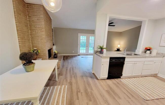 412 MALDEN DR