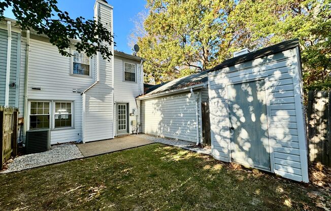 3 beds, 2.5 baths, $2,150