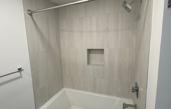 2 beds, 2 baths, 840 sqft, $3,495, Unit PH01