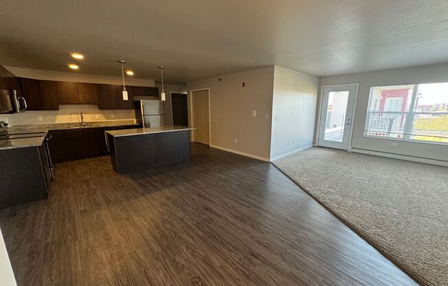 2 beds, 2 baths, 1,460 sqft, $1,650, Unit 308