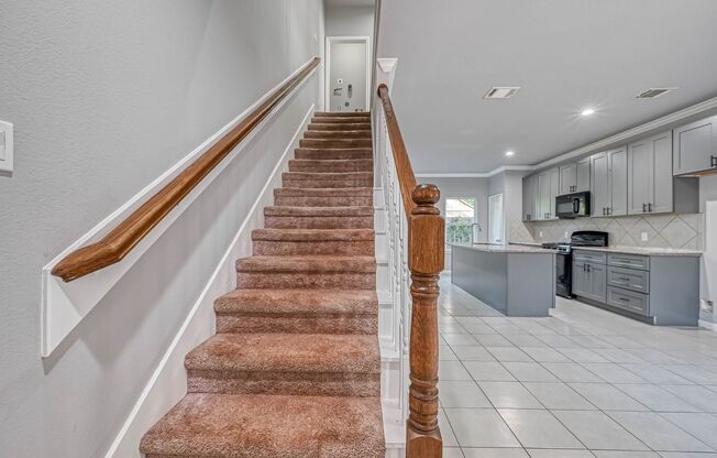 Beautiful 3-Bedroom Home with 2.5 Baths Near Downtown Houston & Major Highways