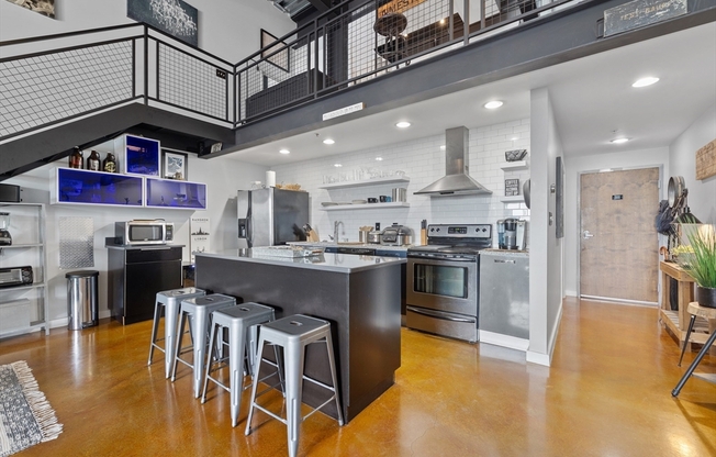 950 BROADWAY