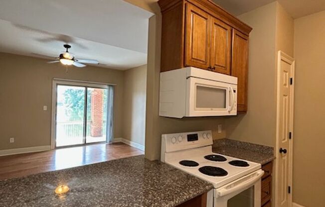 2 beds, 2 baths, 1,100 sqft, $1,025