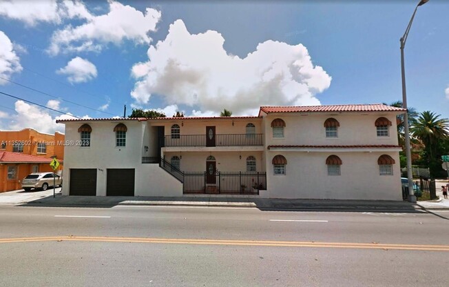 1695 SW 11 ST