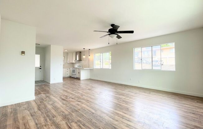 Spacious and Modern Single Level Duplex!