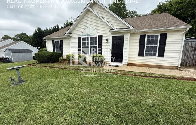 8 FRANKLINWOOD DR