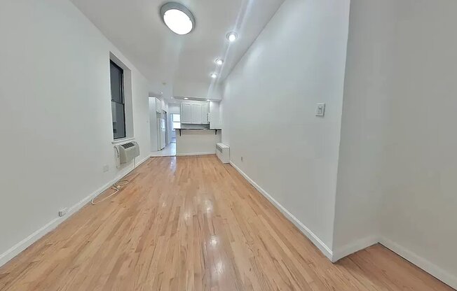 417 3 AVE