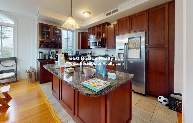 165 BEACON ST