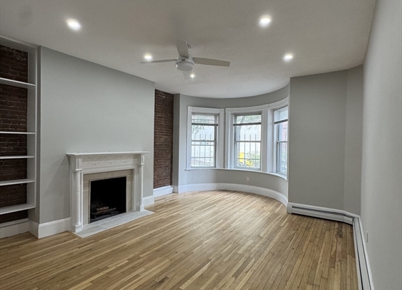 198 SAINT BOTOLPH ST
