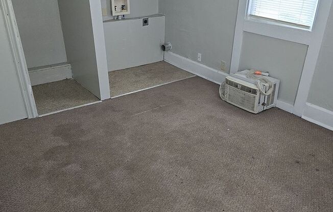 1517-1519 E Washington St (AARC Management, LLC)