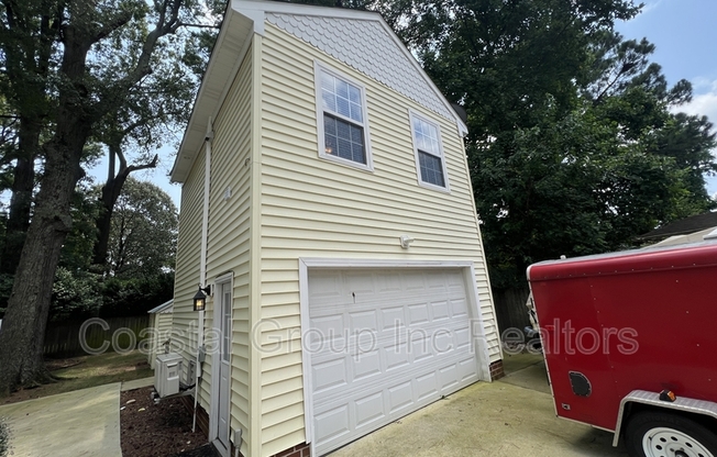 1363 EAGLE AVE