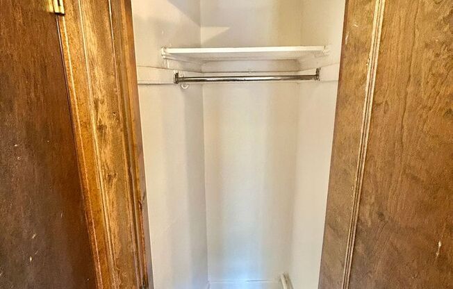 1 bed, 1 bath, 425 sqft, $1,725, Unit 233-301