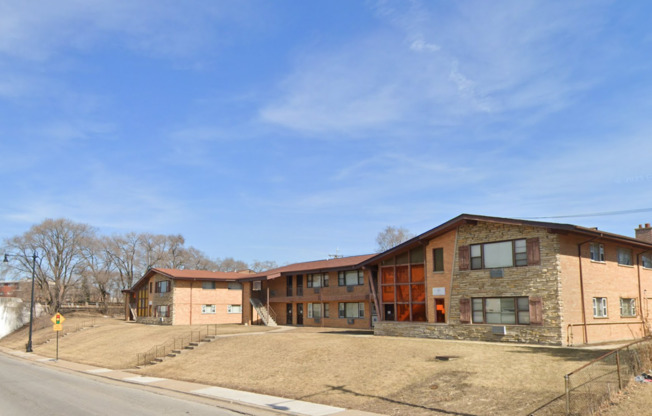 7931 S Kedzie Chicago, IL 60652