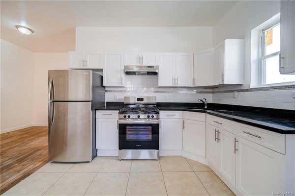 4 beds, 1 bath, 1,200 sqft, $3,000, Unit 2