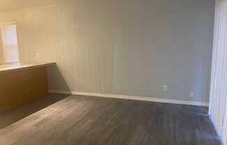 1 bed, 2 baths, 1,050 sqft, $875, Unit Unit-R/S