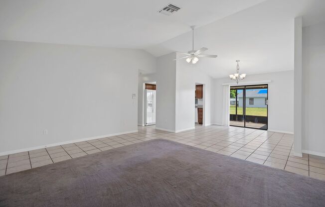 3 Bed 2 Bath 2 car Garage Full Back Of Home Lanai Small dogs under 20#