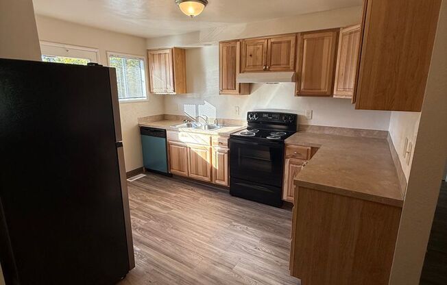 453-132 Stoneway Apartments