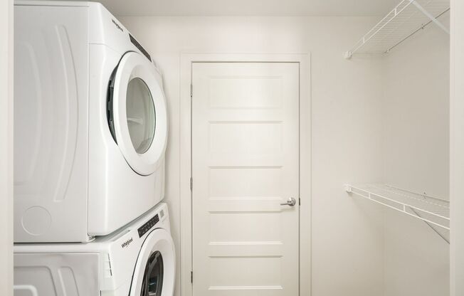 1 bed, 1 bath, $1,485, Unit 1050 N 4th St. Apt. 217