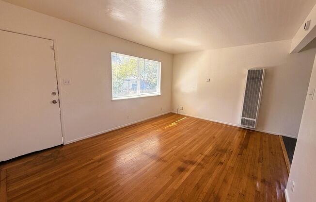 3420-3426 Carlson Blvd