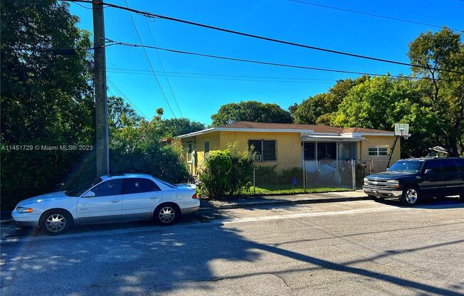 424 NORTHWEST 53 ST