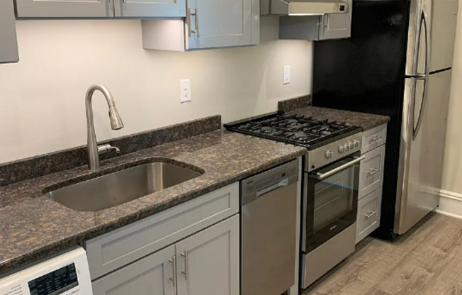 1 bed, 1 bath, $1,350