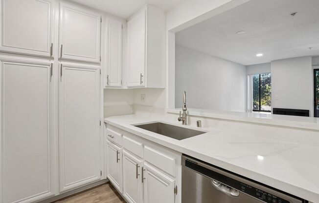 1 bed, 1 bath, 700 sqft, $1,648, Unit 107