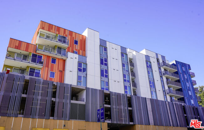 Studio, 1 bath, 693 sqft, $1,937, Unit A515