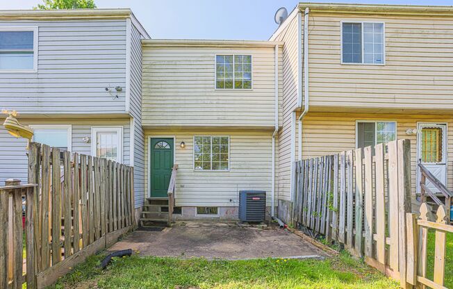 2509 MERRICK CT