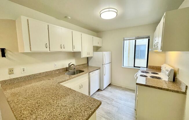 2 beds, 1 bath, $3,675, Unit #7