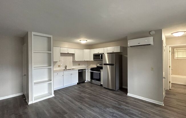 1 bed, 1 bath, 600 sqft, $895, Unit #4