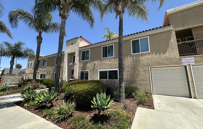 University Heights - Renovated Apartment with In-Unit Laundry, A/C and Garage