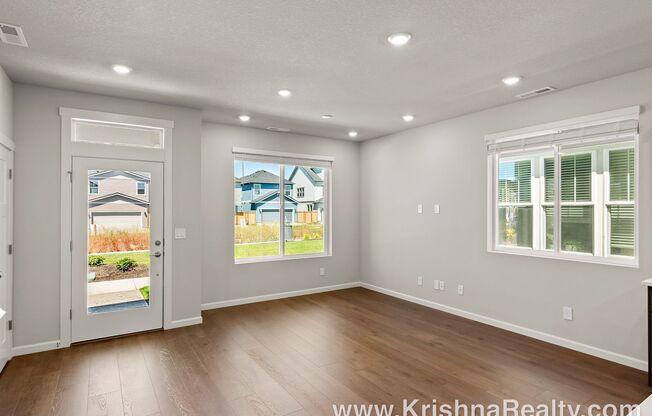*NEW Construction* Stunning 3BD, 2.5 BA* Singla Family Home Featuring Modern Upgrades* in South Hillsboro Reed's Crossing Community*
