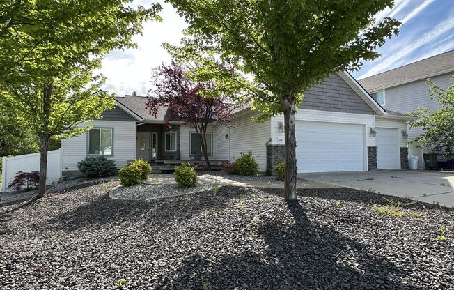 Spacious One-Level Living – 3 Bedrooms, 2 Baths, Central Valley School District
