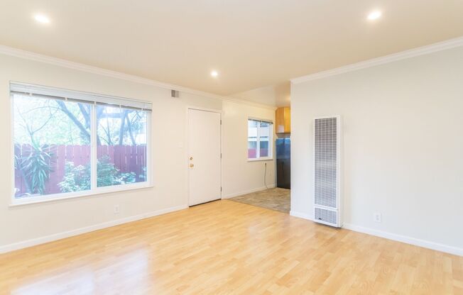 24 Linda Ave