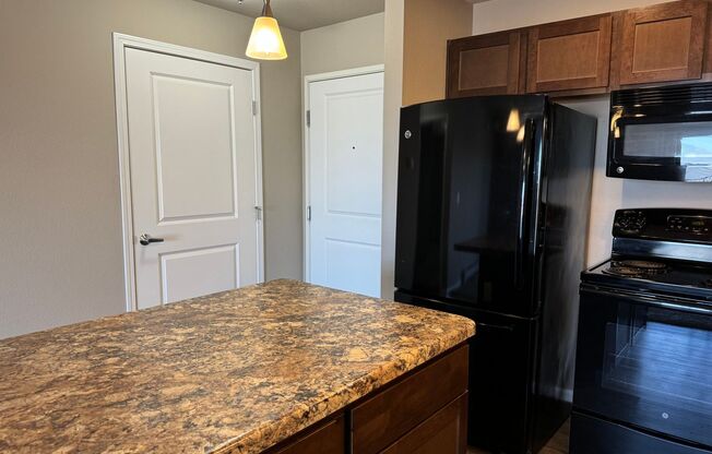 1 bed, 1 bath, 662 sqft, $1,020, Unit 2360-203