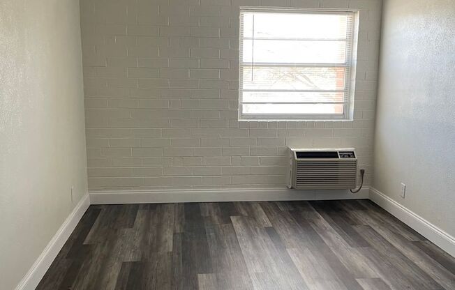 1 bed, 1 bath, $680, Unit 317