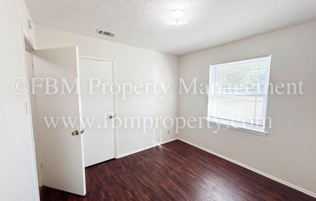 4 beds, 1 bath, $1,800