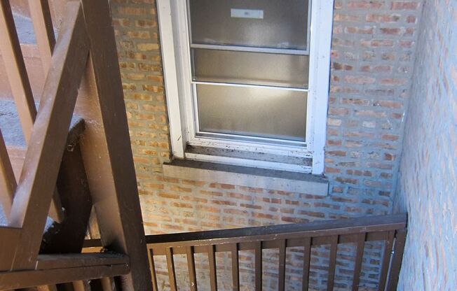 2 beds, 1 bath, $1,400, Unit 2648 # 5