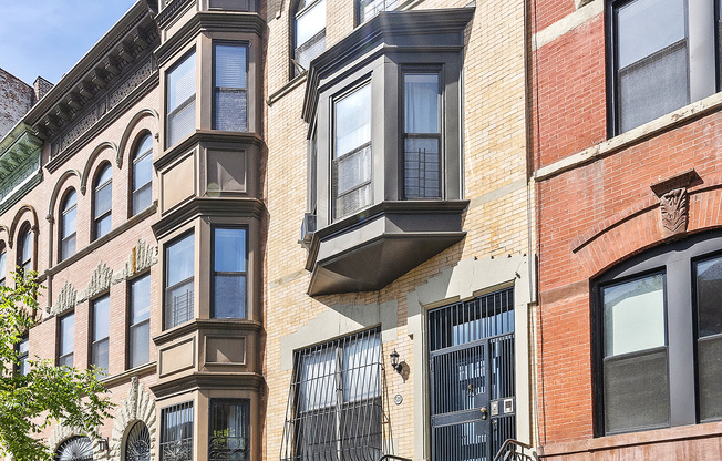 535 W 142 ST