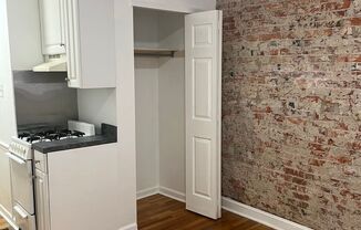 1 bed, 1 bath, 350 sqft, $1,345, Unit 1F