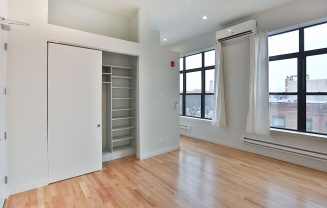 Wicker Park Place- 1504 W. Haddon Ave